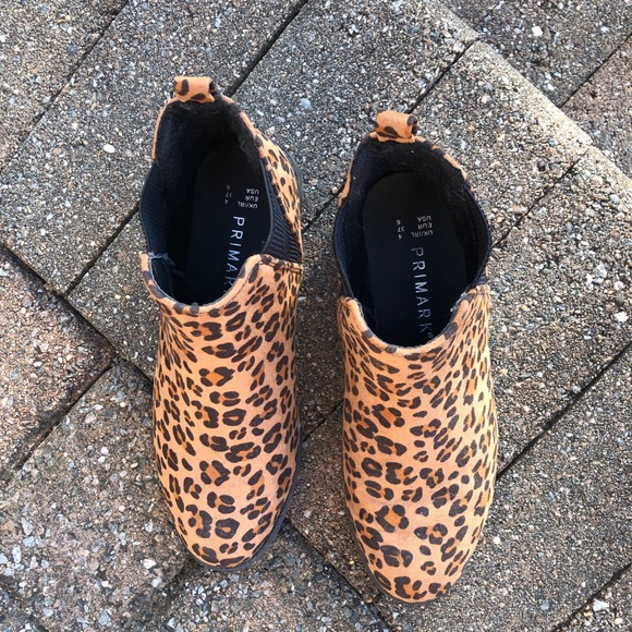 Primark Suede Cheetah-print ankle boots - Picture 2 of 8